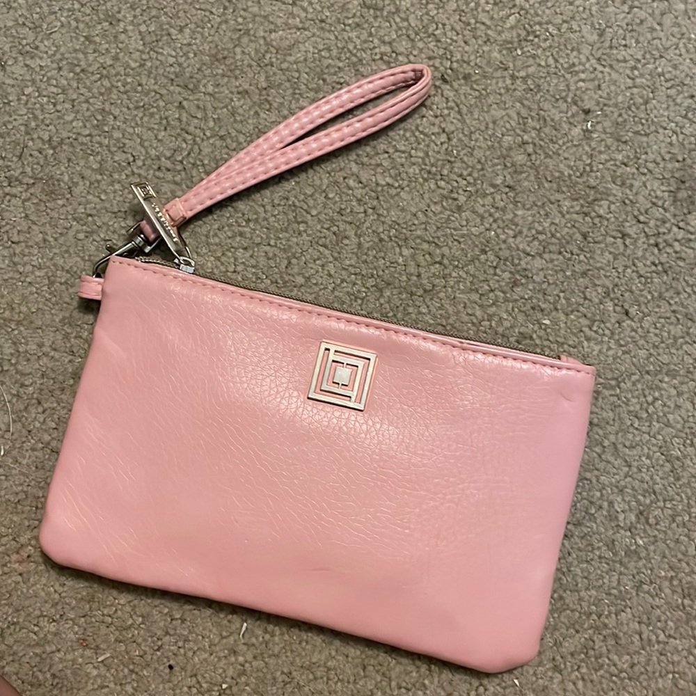 Liz Claiborne | portable charger | pink wristlet